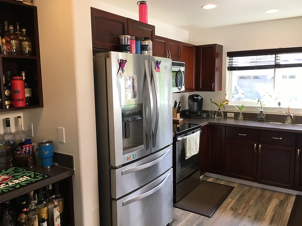 102 Meheu Cir