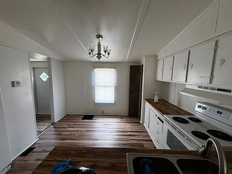 2603 Cleveland Ave — Photo 17