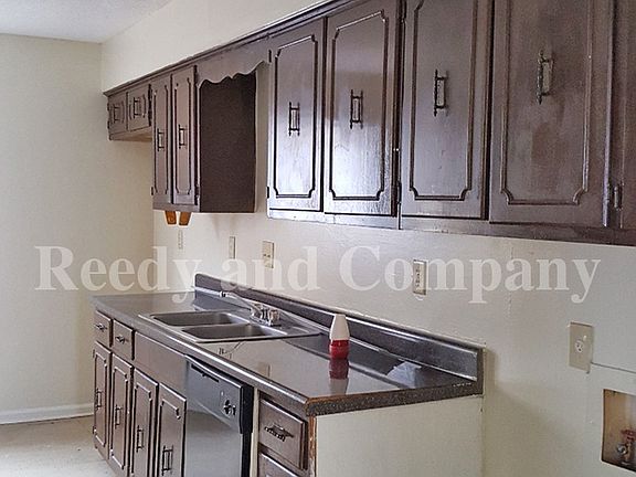 4th image of 3882 Jasmine Dr