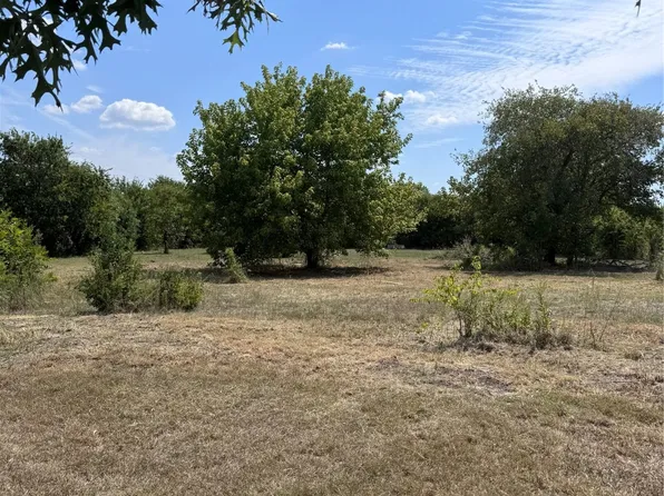 1002 Spring Miller Ct, Arlington, TX 76002