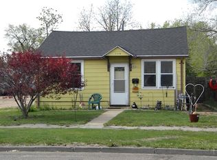 1110 E 6th St, North Platte, NE 69101