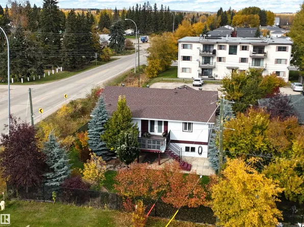 4928 50th Ave, Parkland County, AB T0E 0S0