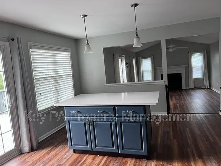 803 Bradford Ter — Photo 15