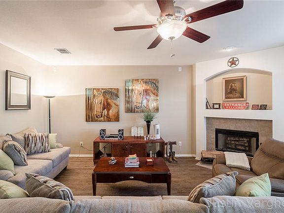 2nd image of 2652 Winterberry Ln