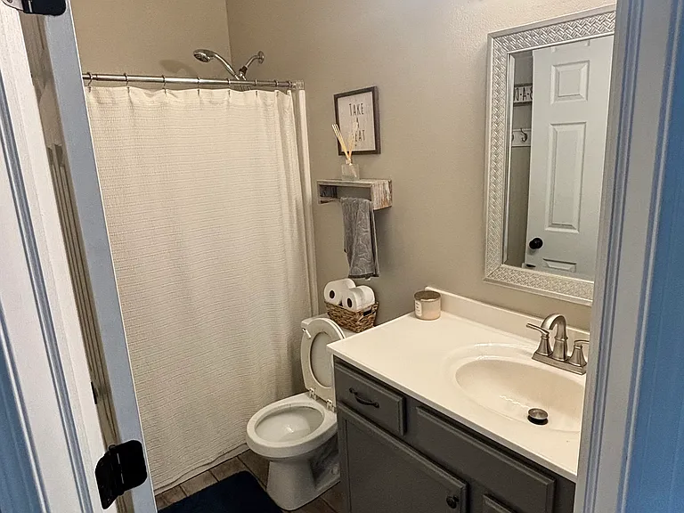 4421 Megan Ct NW — Photo 8