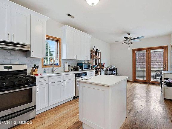 2nd image of 1439 N Cleaver St #1