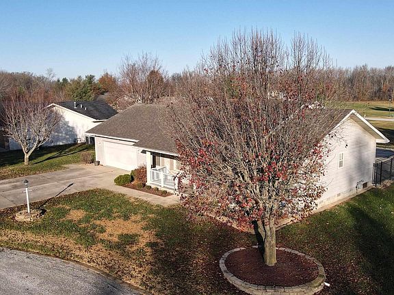 2nd image of 1407 Ryan Ct