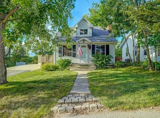 30002 Beach Dr, Burlington, WI 53105