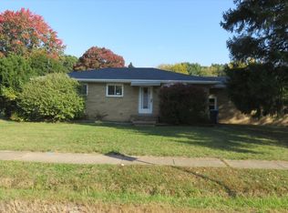 160 Bermont Ave, Munroe Falls, OH 44262