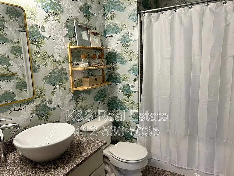 306 4th Ave #302 — Photo 7
