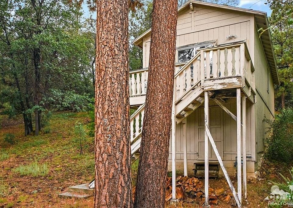 1st image of 372 Vista Ln