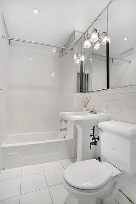 Rented by Cooper & Cooper Real Estate | media 13