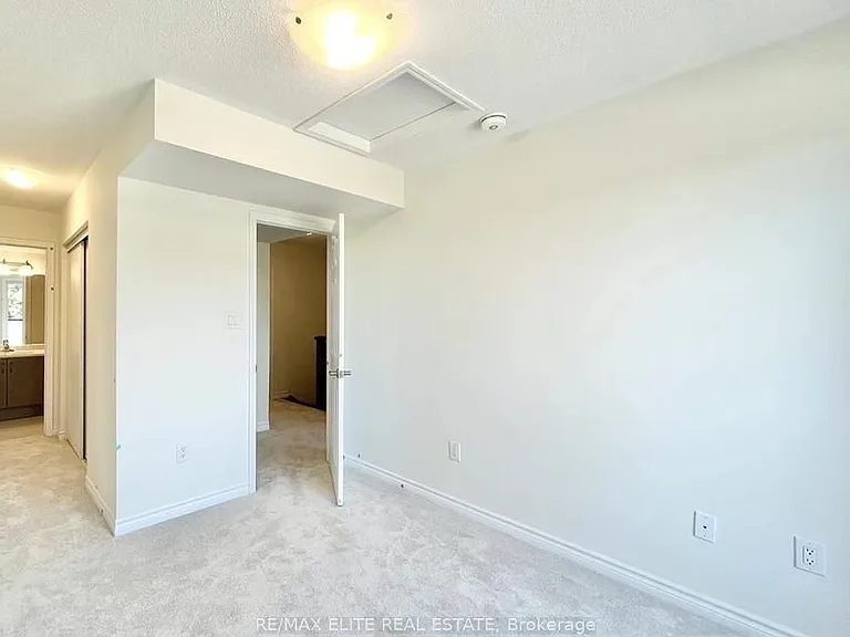 1081 Danforth Rd #126 — Photo 11