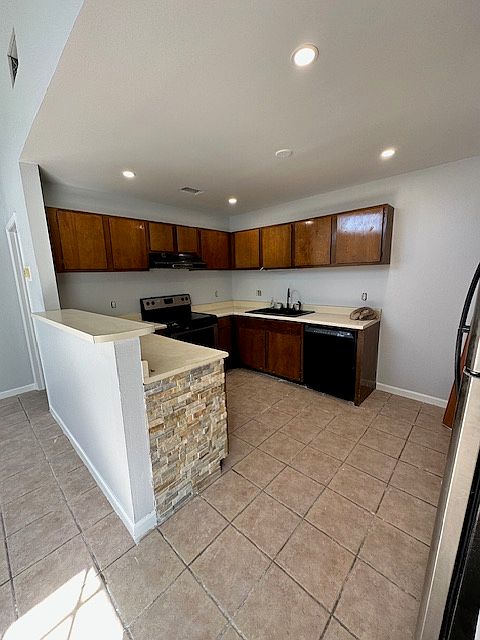 Open kitchen