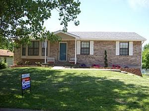 2nd image of 161 N Moonglow Ln
