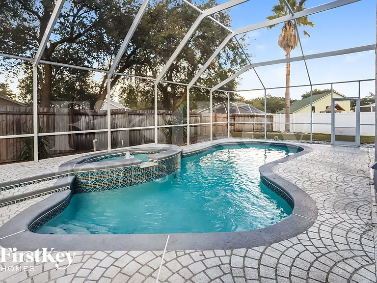 616 Sunset Beach Ct — Photo 14