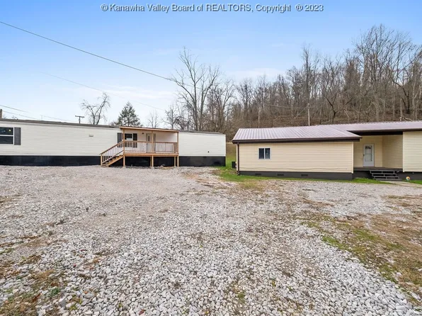 1314 & 1314-1/2 Chestnut Rd, South Charleston, WV 25309