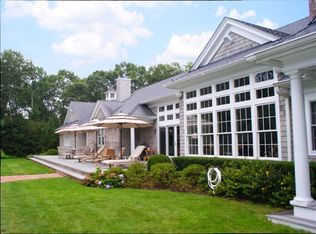 3 Oakland Ave, East Quogue, NY 11942