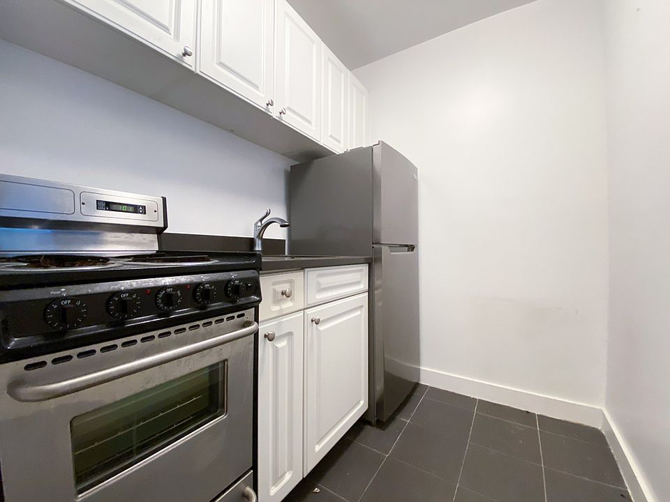 1st image of 402 E 83rd St APT 3C