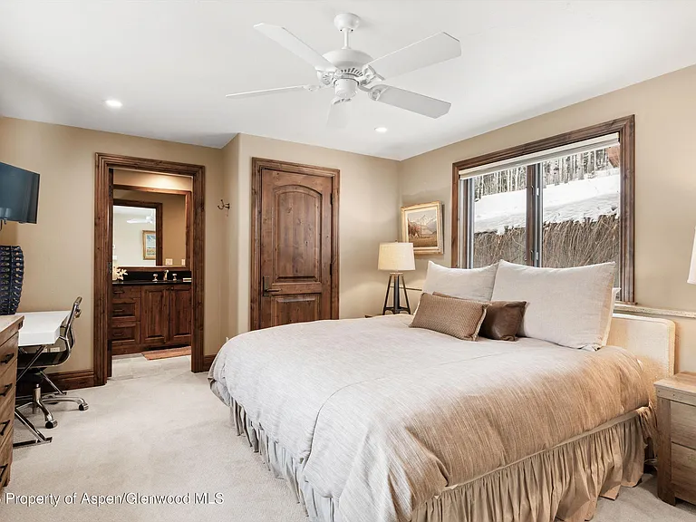 435 Faraway Rd — Photo 24