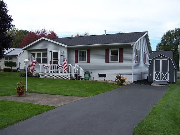 2nd image of 6597 Aspen Cir