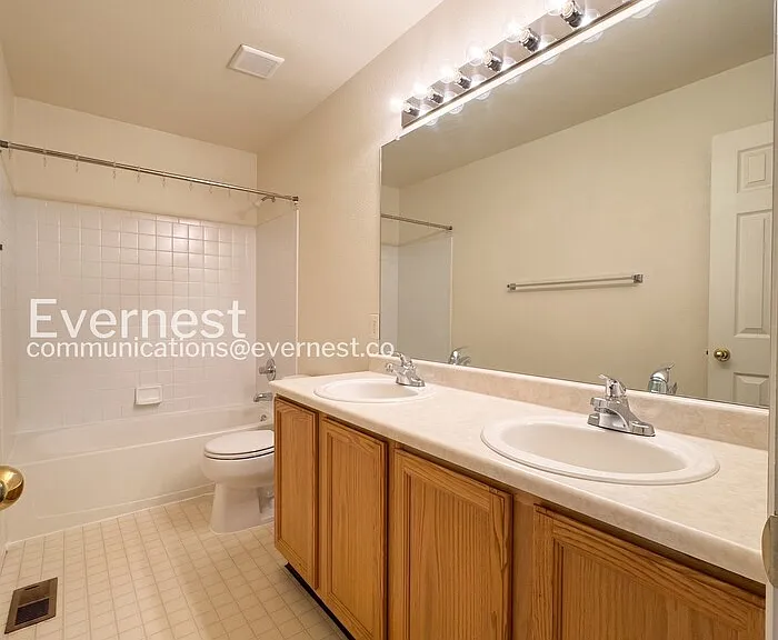 10545 Ashwood Ct — Photo 20
