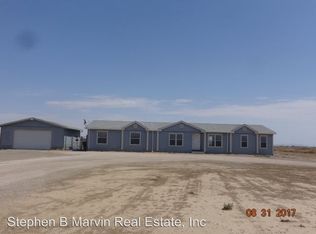 2084 50th St W, Rosamond, CA 93560