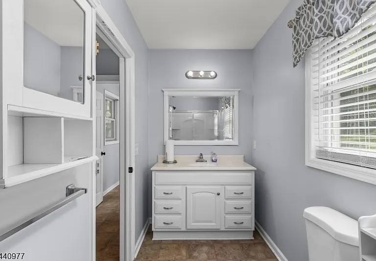 4 Gordon Ln — Photo 12
