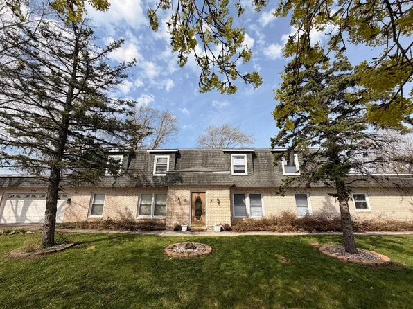 7932-7934 Whitcomb St, Merrillville, IN 46410