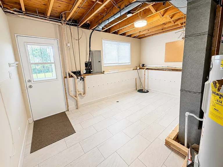 11214 Pyramid Rd — Photo 7