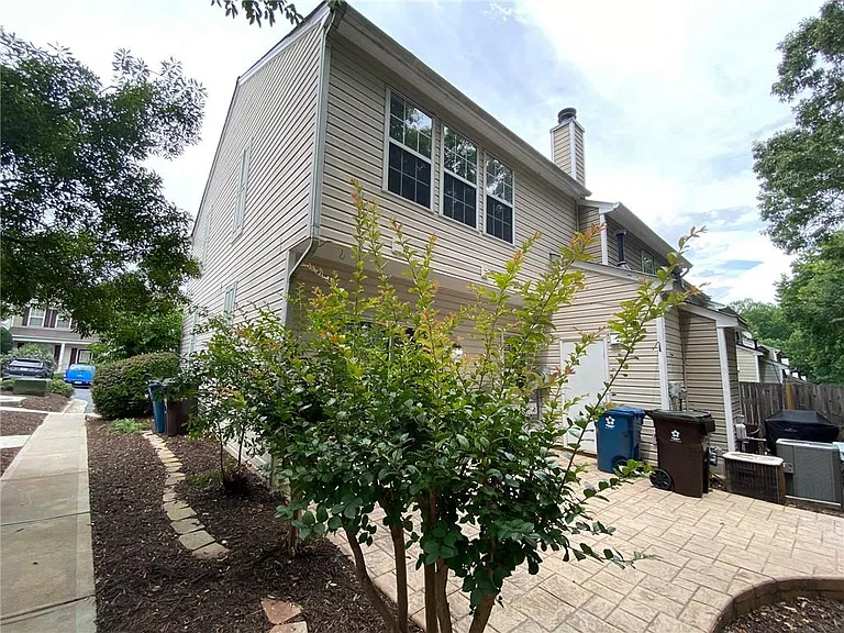 1285 Kilmington Ct — Photo 35