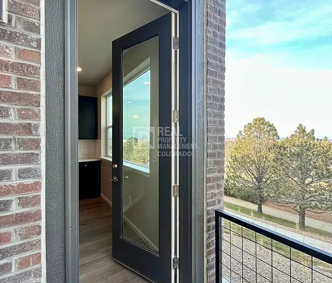 471 Interlocken Blvd — Photo 31