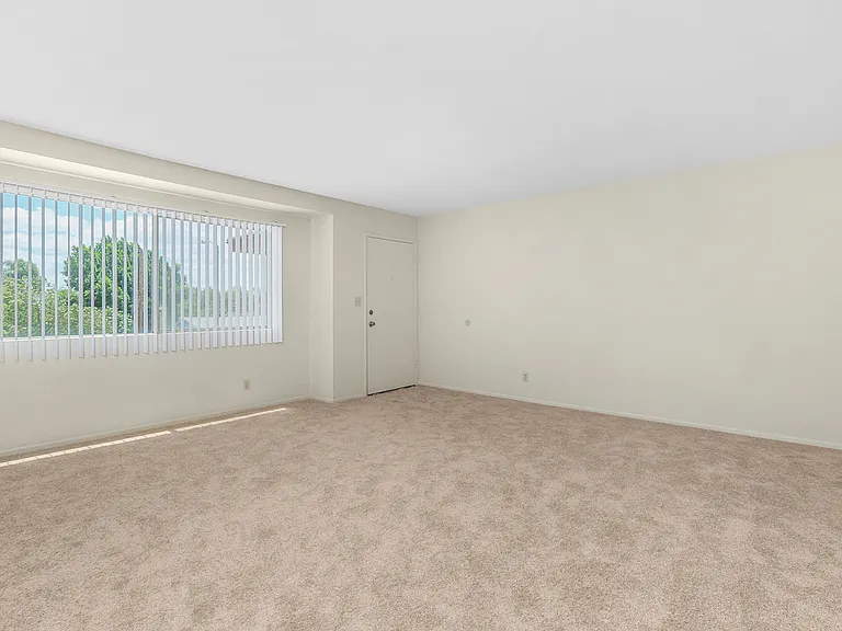 8210 Rancheria Dr #4 — Photo 12