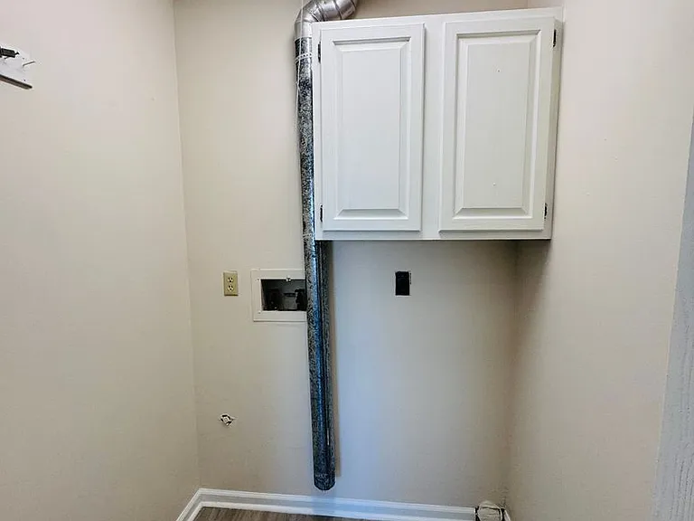 1408 Jackson Ln — Photo 15