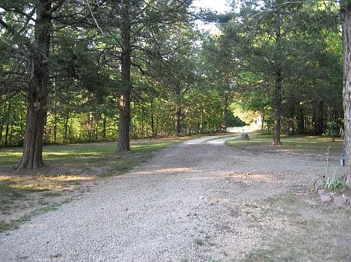 2nd image of 7581 Highway C