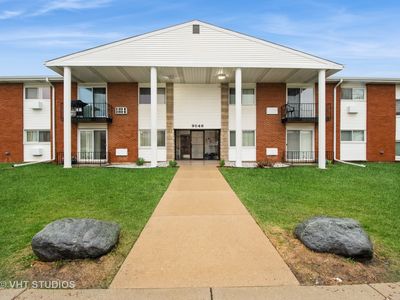 9546 Dee Rd APT 2F, Des Plaines, IL, 60016