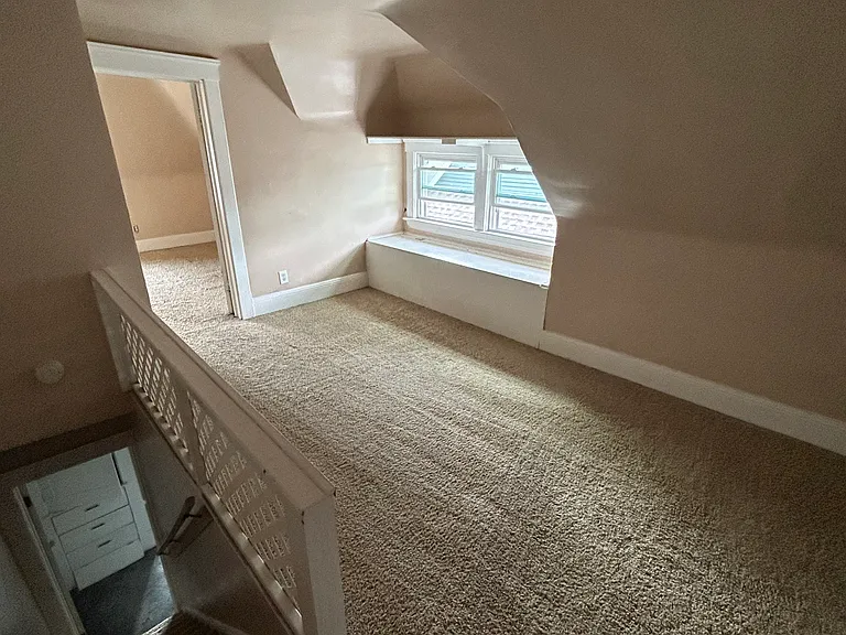 14626 Clifton Blvd #2 — Photo 9
