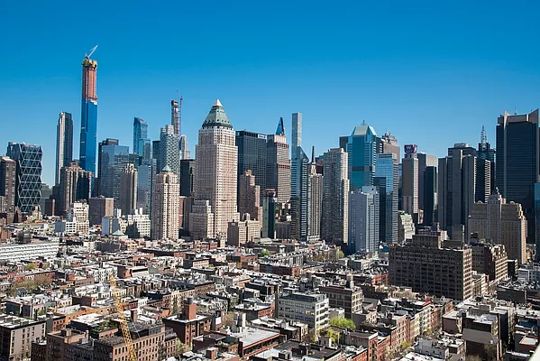 Rented by The Dermot Realty Management Company | media 32