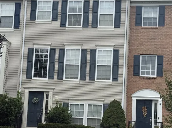 7 Caterham Ct, Baltimore, MD 21237