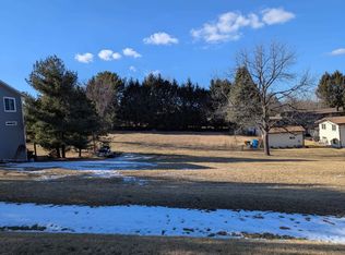 170 Lake Summerset Rd, Davis, IL 61019