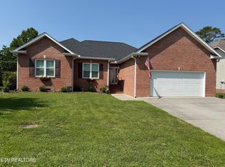 7243 Autumn View Ln, Powell, TN 37849