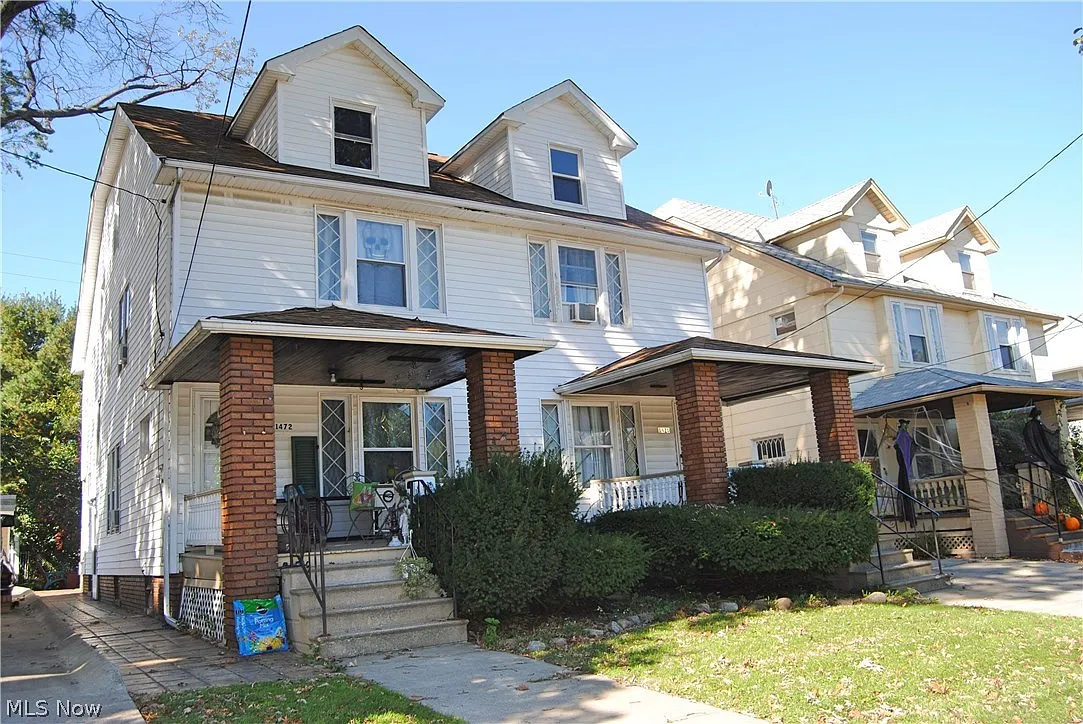 1470-1472 Wyandotte Ave photo 1