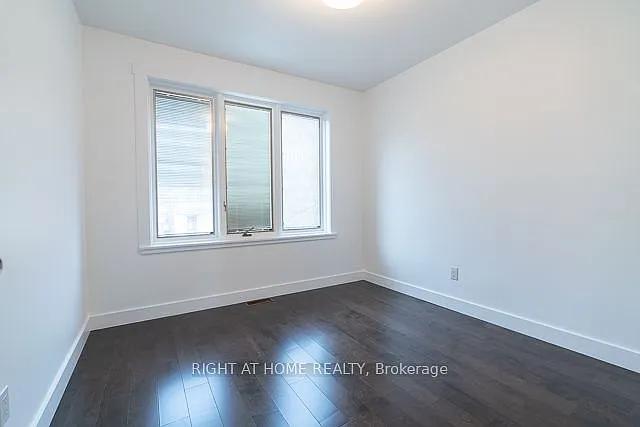 131 Banff Rd — Photo 13