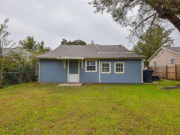 4th image of 3821 NW 28th St