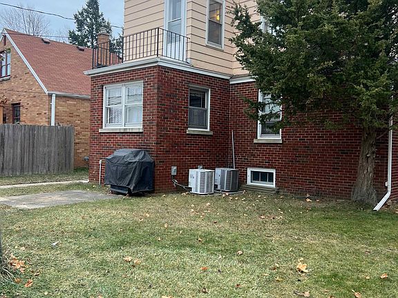 2nd image of 3362 E Armour Ave #A