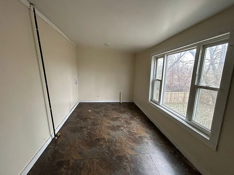 19 Archer Ave #2 — Photo 12