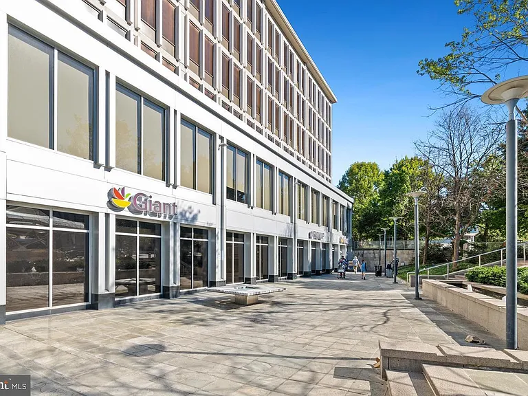 4707 Connecticut Ave NW #211 — Photo 47