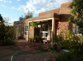 205 Adobe, Taos, NM 87571