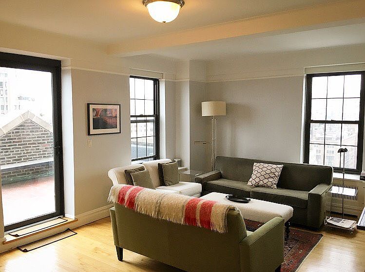 1st image of 1 University Pl APT 19A