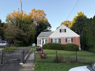 7128 Parkview Ave, Falls Church, VA 22042